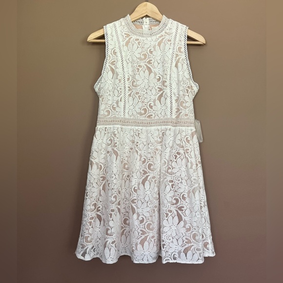 Altar'd State Dresses & Skirts - {Altar'd State} Sleeveless Lace Overlay Fit & Flare Mini Dress - Small - NWT